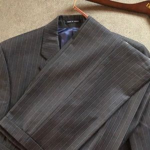 Ralph Lauren 3 button pinstripe suit set. 41L. Pants are approx 34x30